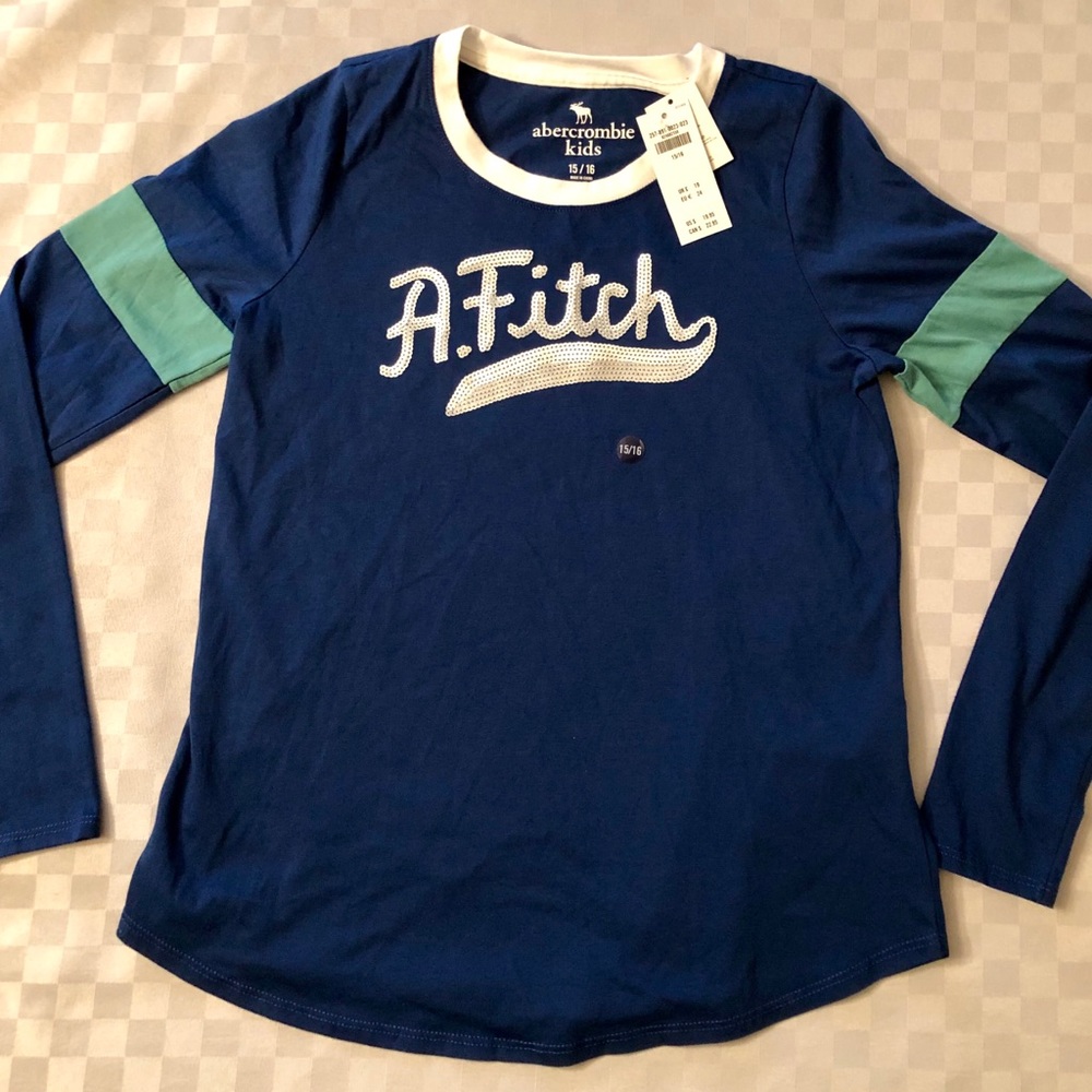 NWT, Abercrombie shirt with sequin logo